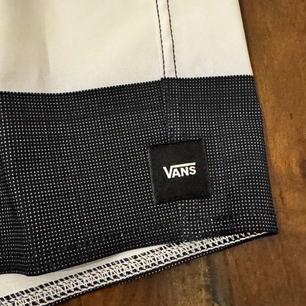 Vans product pair